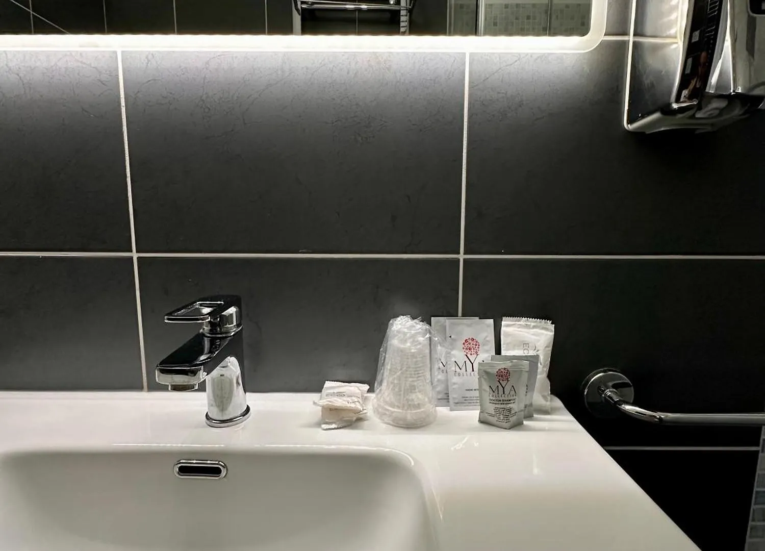 Aparthotel Blue Inn Residence E B&B Lido delle Nazioni
