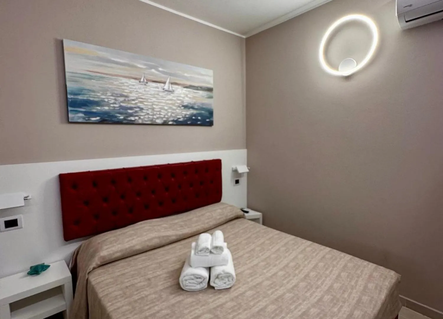 Aparthotel Blue Inn Residence E B&B Lido delle Nazioni Italy